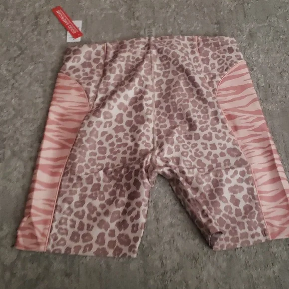Good American Feel-Good Leopard Print Bike Shorts High Rise Stretch - Picture 4 of 5